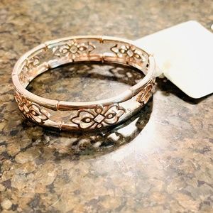 Rose gold brand new bracelet